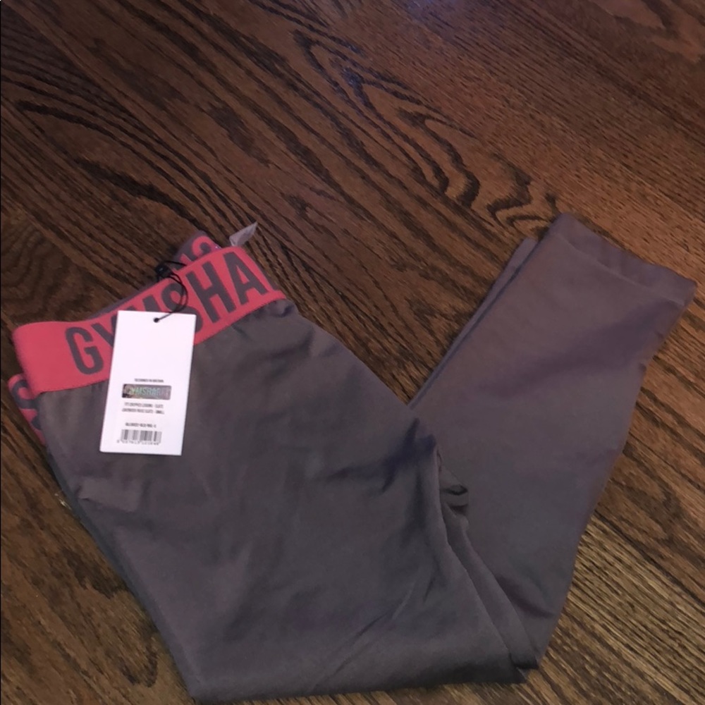 Gym Shark Fit Cropped Leggings - Picture 5 of 5